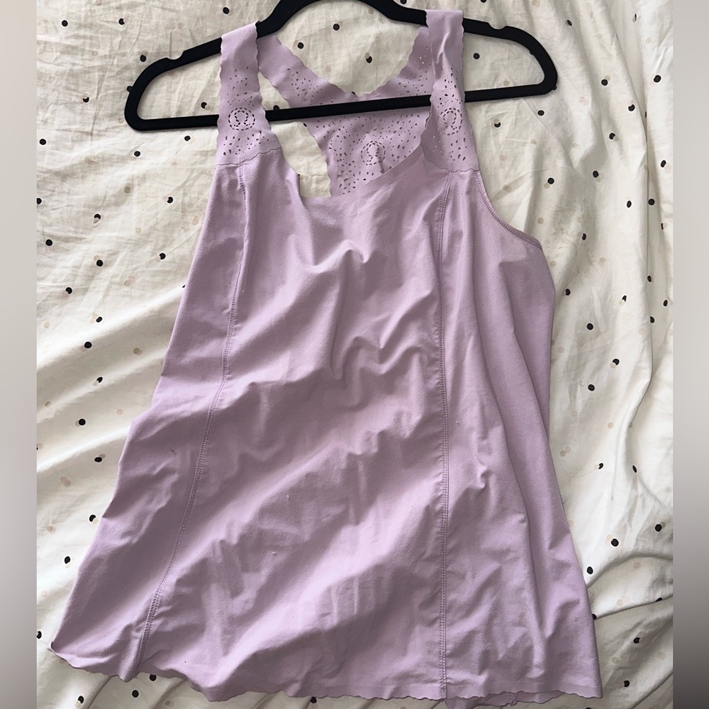 Lululemon tank
